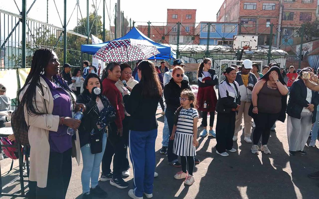 ¡Vibra Caracolí!: Los jóvenes se toman el barrio, los micrófonos y el futuro.